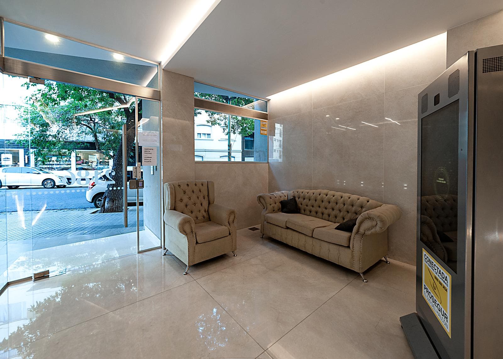4-room apartment for sale in Belgrano with a terrace-style balcony and barbecue.