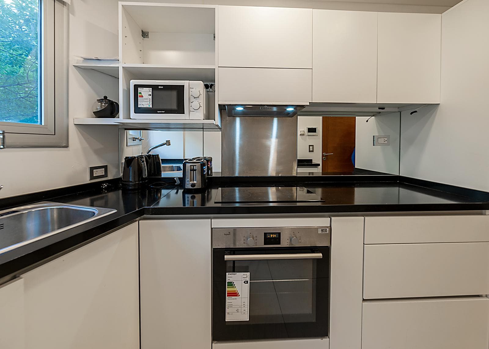 4-room apartment for sale in Belgrano with a terrace-style balcony and barbecue.