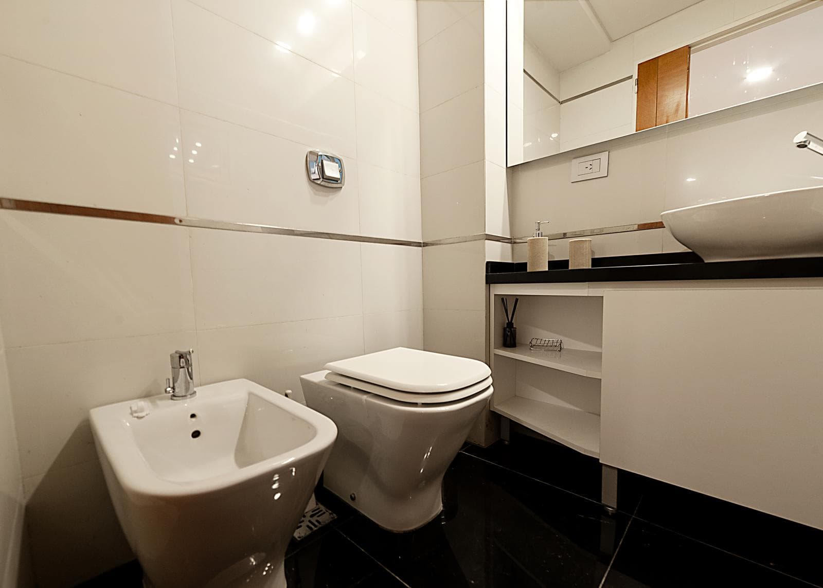 4-room apartment for sale in Belgrano with a terrace-style balcony and barbecue.