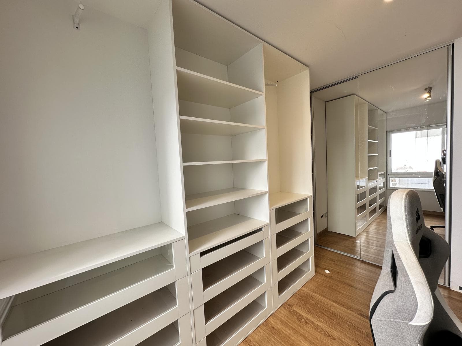 4-room apartment for sale in Belgrano with a terrace-style balcony and barbecue.