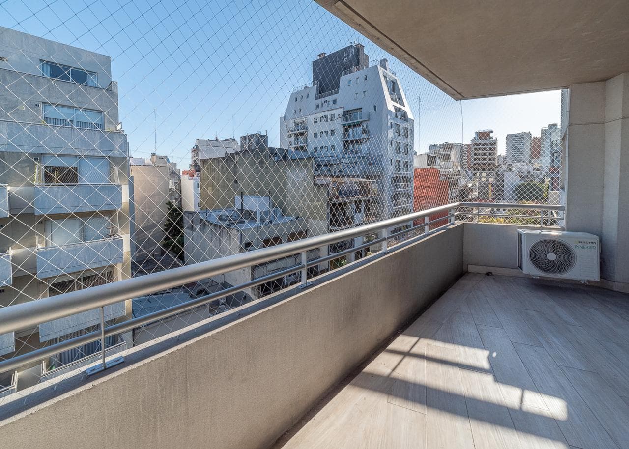 4-room apartment for sale in Belgrano with a terrace-style balcony and barbecue.