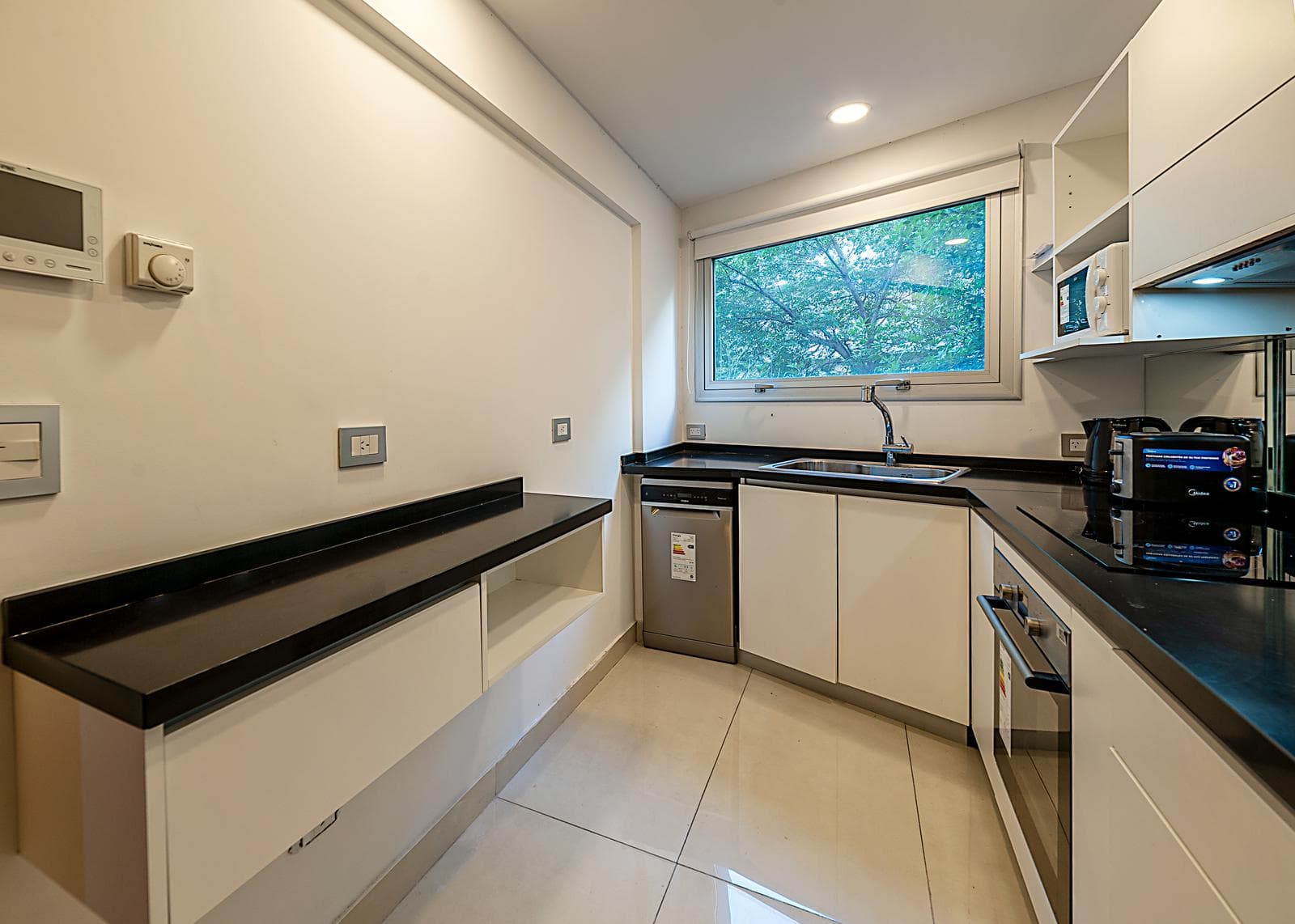 4-room apartment for sale in Belgrano with a terrace-style balcony and barbecue.