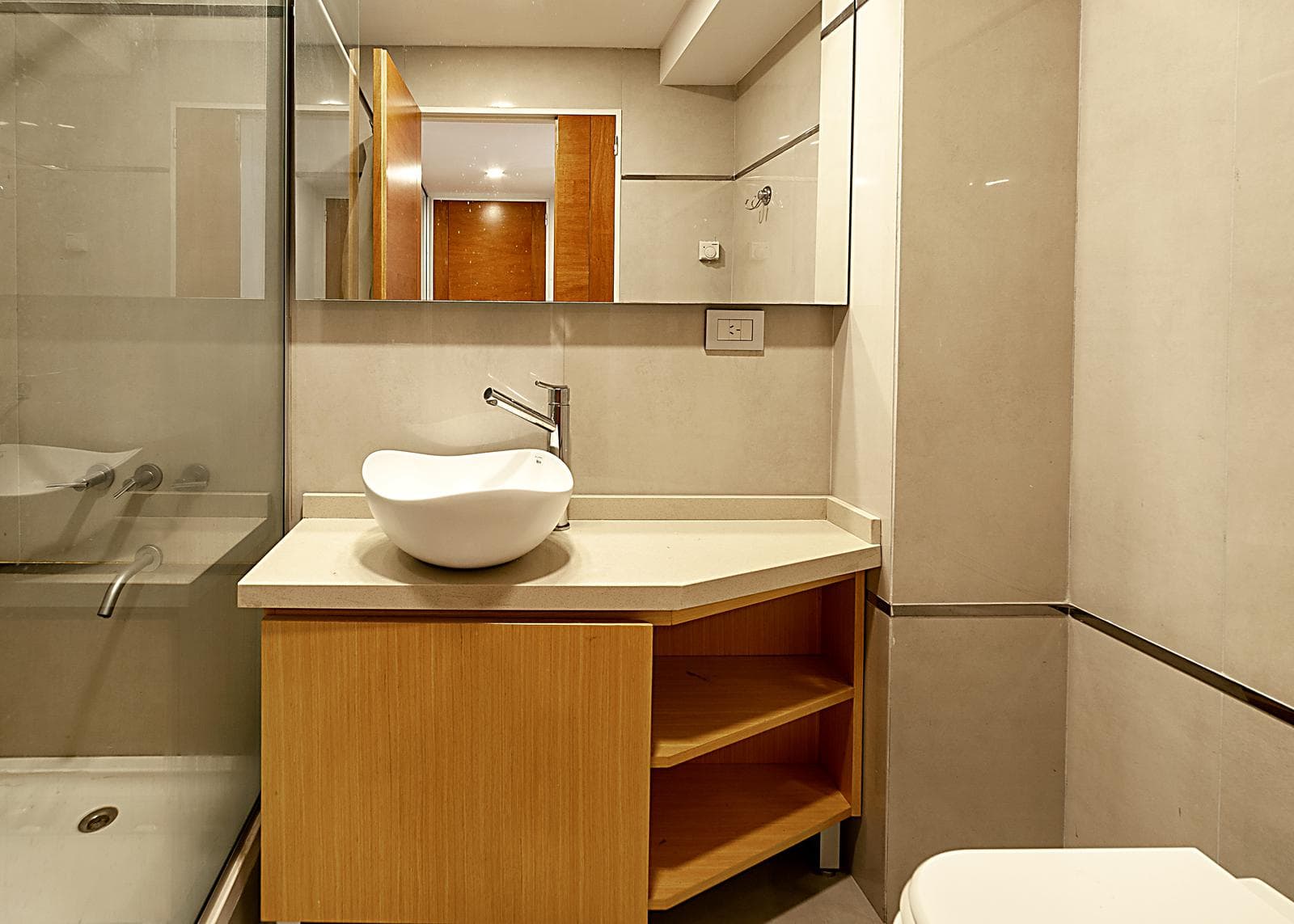 4-room apartment for sale in Belgrano with a terrace-style balcony and barbecue.