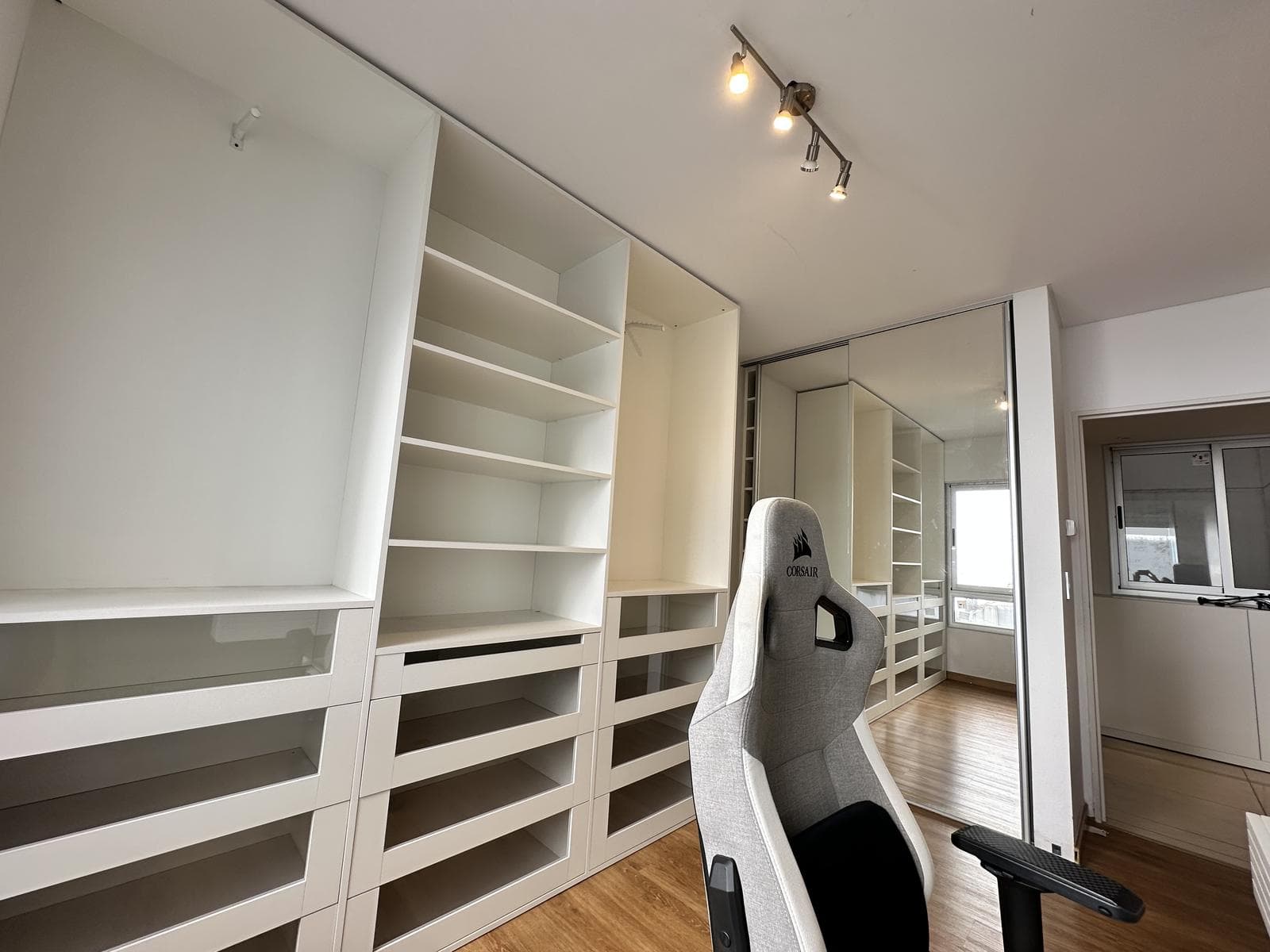 4-room apartment for sale in Belgrano with a terrace-style balcony and barbecue.