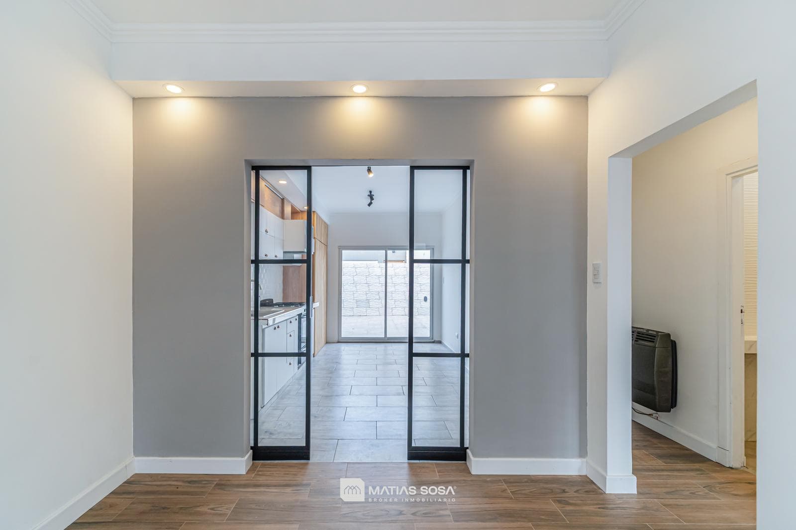 FOR SALE - Duplex - 3 Rooms - Garage - Patio - Renovated - No Maintenance Fees
