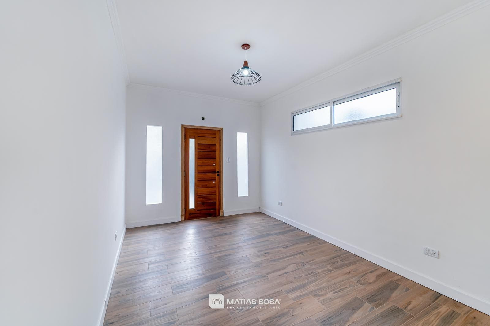 FOR SALE - Duplex - 3 Rooms - Garage - Patio - Renovated - No Maintenance Fees