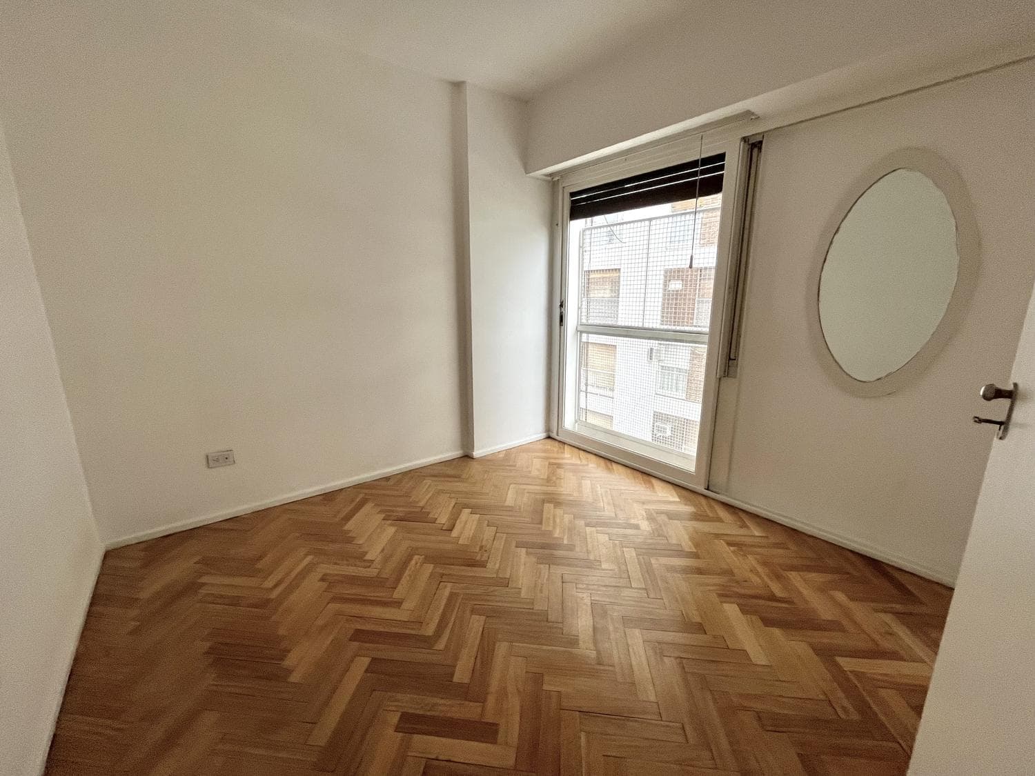 3-Bedroom Apartment for Sale with Garage in a Renovated Building in Belgrano