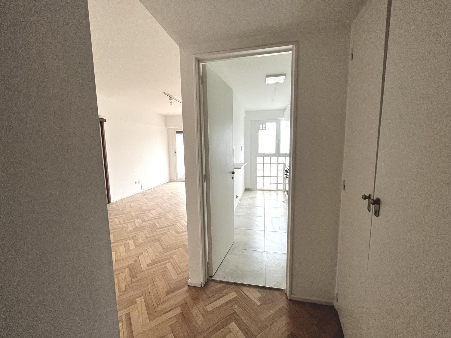 3-Bedroom Apartment for Sale with Garage in a Renovated Building in Belgrano