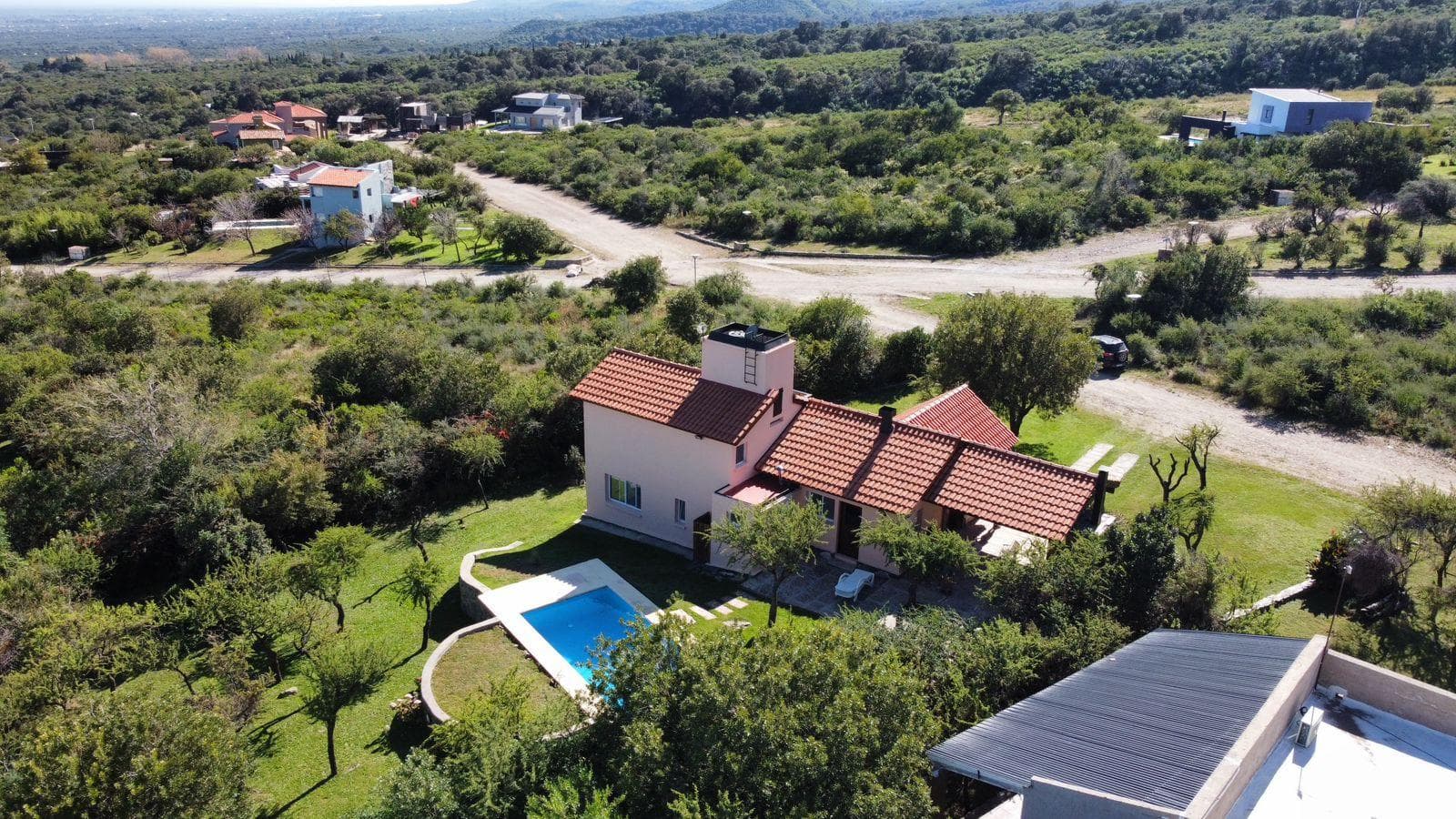HOUSE FOR SALE IN COUNTRY LAS CASCADAS, MERLO, CARPINTERIA, SAN LUIS; FINANCING AVAILABLE; TRADE-IN ACCEPTED