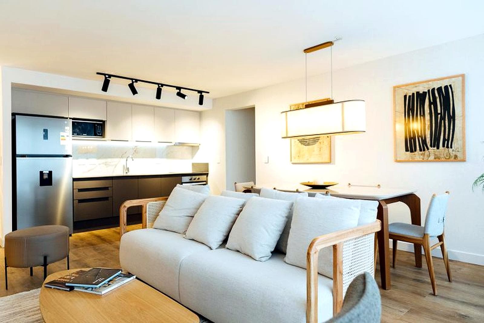 Two-Bedroom Apartment for Rent in Pocitos, Montevideo