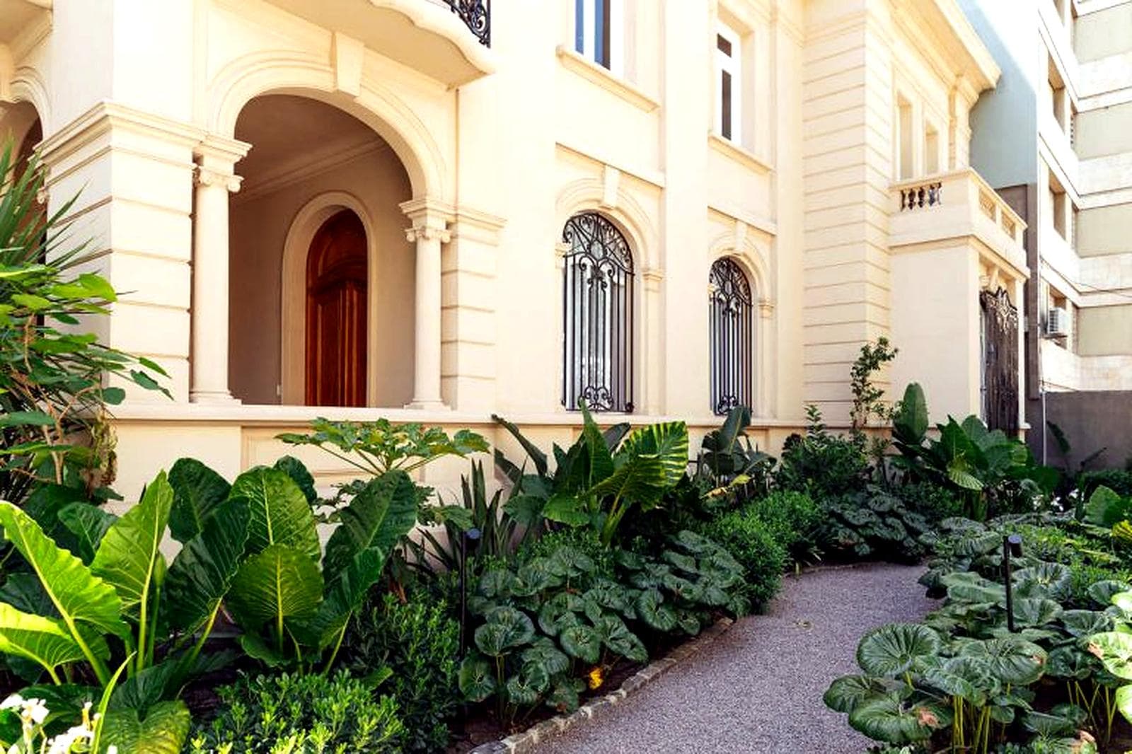 Two-Bedroom Apartment for Rent in Pocitos, Montevideo