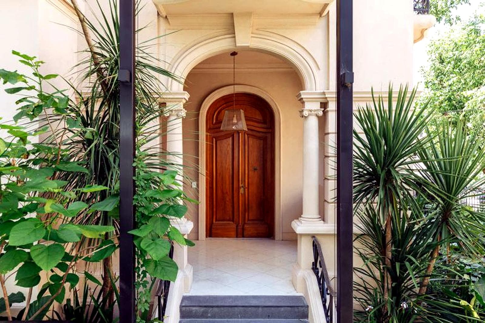 Two-Bedroom Apartment for Rent in Pocitos, Montevideo