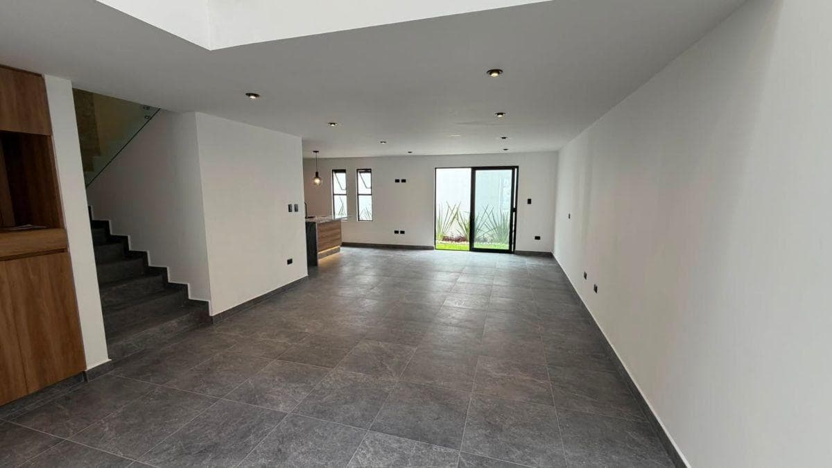 HOUSE FOR SALE IN PARQUE VERACRUZ, LOMAS DE ANGELOPOLIS