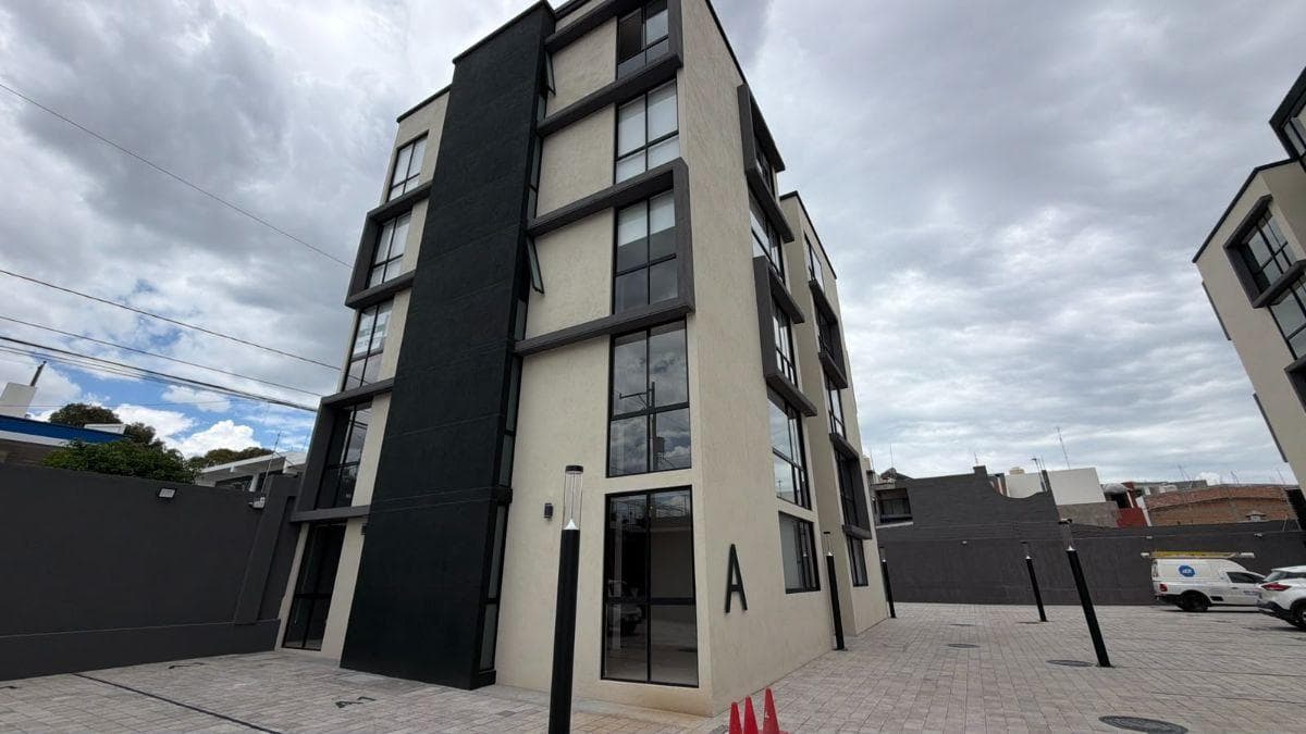 APARTMENT FOR RENT IN CUMBRES LA PAZ