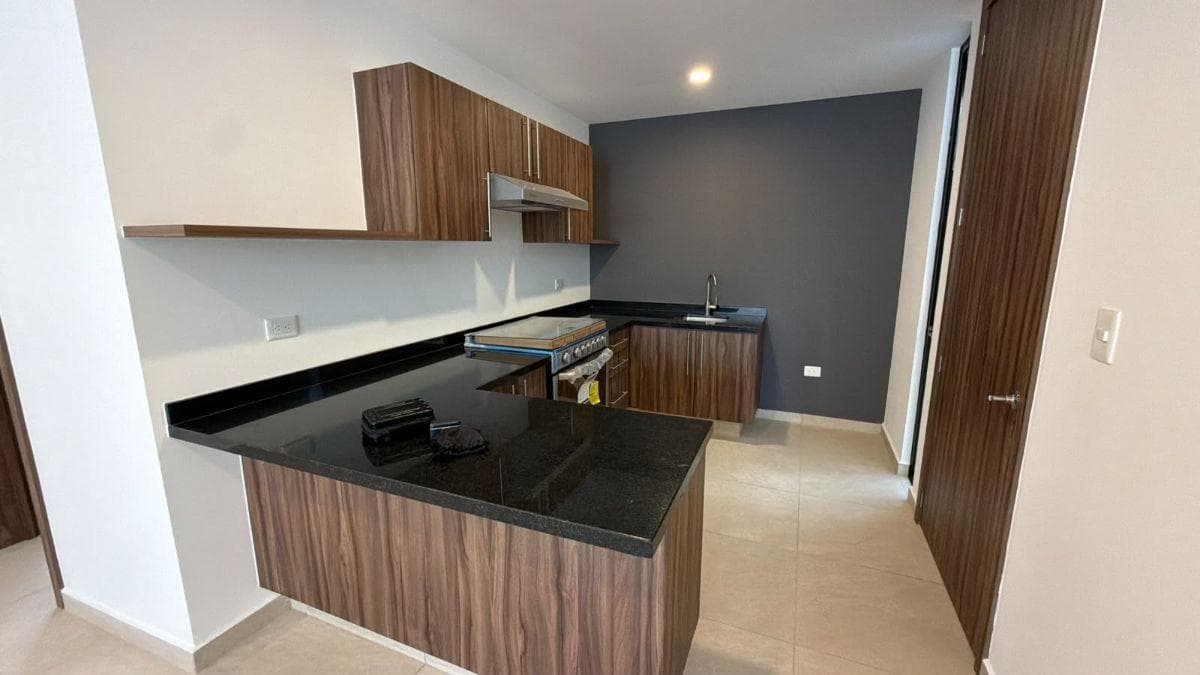 APARTMENT FOR RENT IN CUMBRES LA PAZ