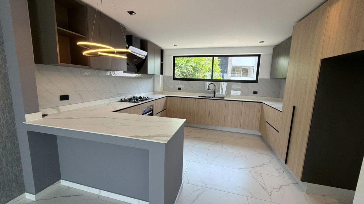House for Sale – Parque Cuernavaca, Lomas de Angelópolis (Cascatta)