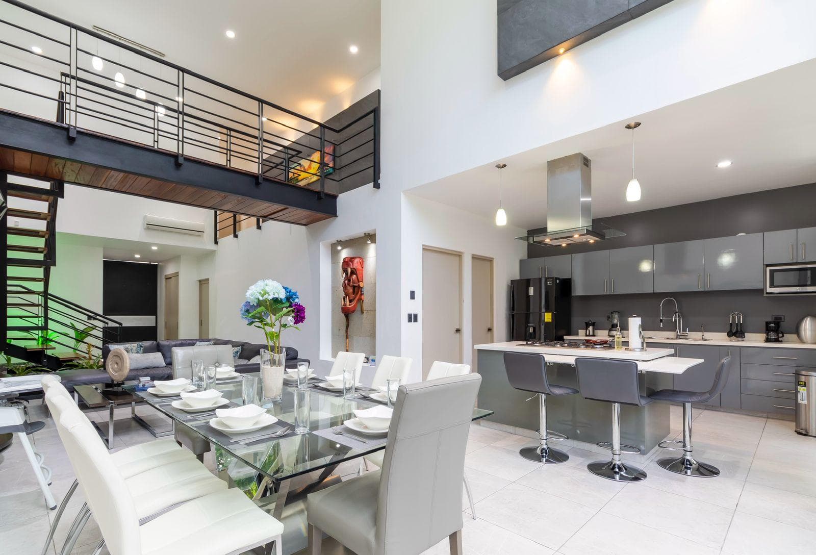HOUSE FOR SALE IN PLAYA DEL CARMEN IN THE EL CIELO RESIDENTIAL COMPLEX