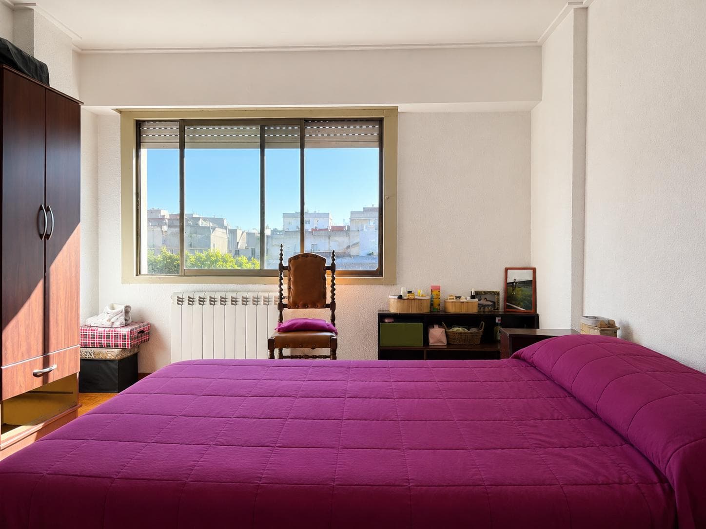 Apartment for Sale - 3 Rooms - Qualifies for a Mortgage - Downtown