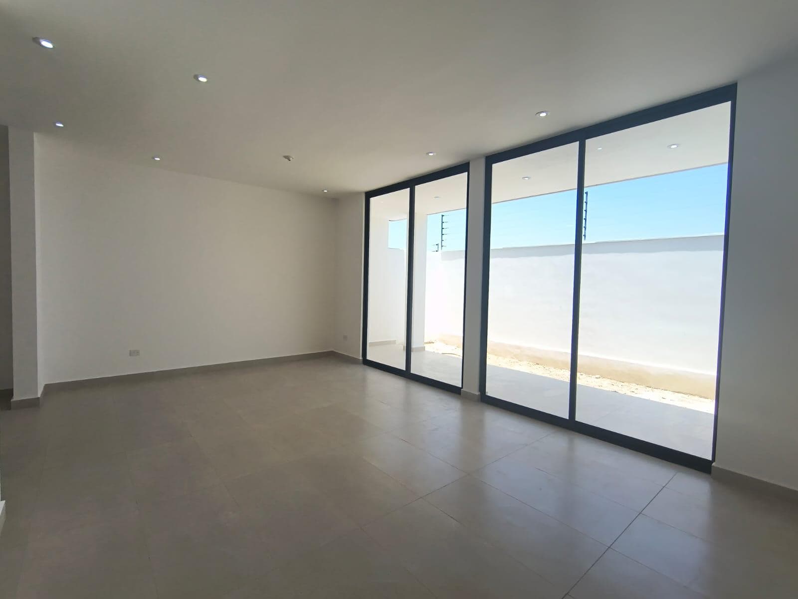 HOUSE FOR SALE IN SANTORAL II - DOMINIO CUMBRES