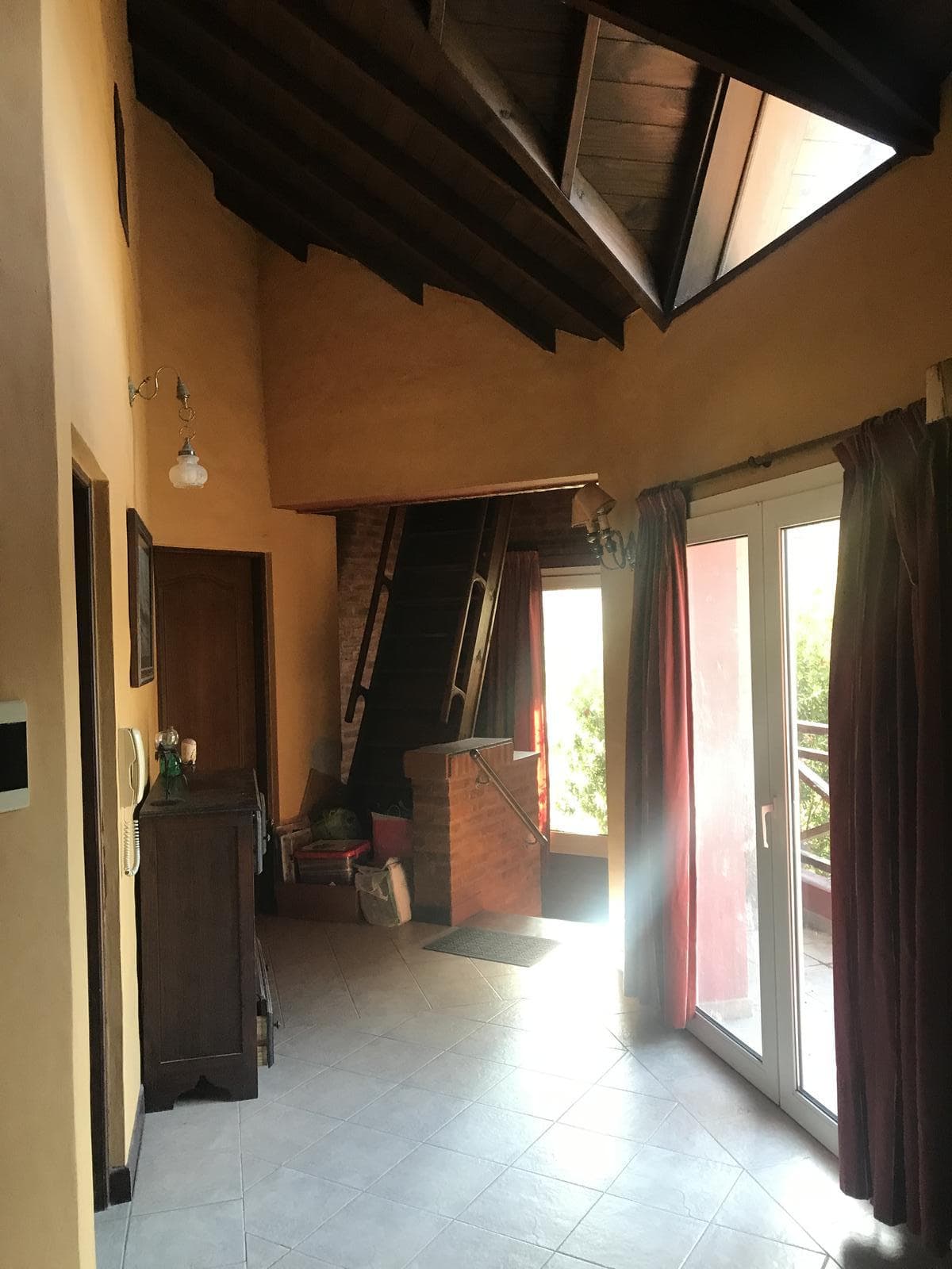 Stunning Country Home for Sale in El Cazador Escobar on a 10,000 m² Lot