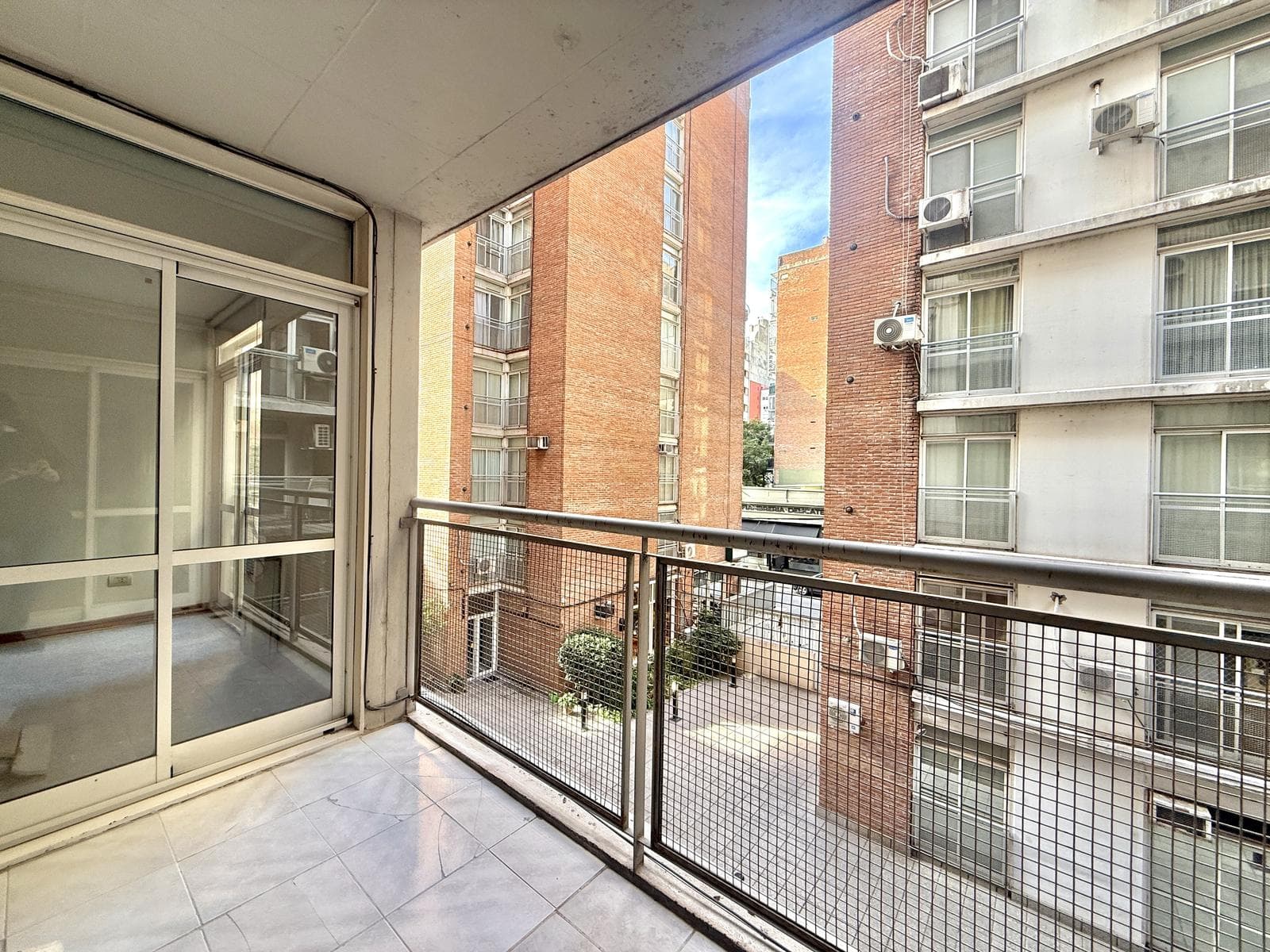 2-Bedroom Apartment in Zona Rio
