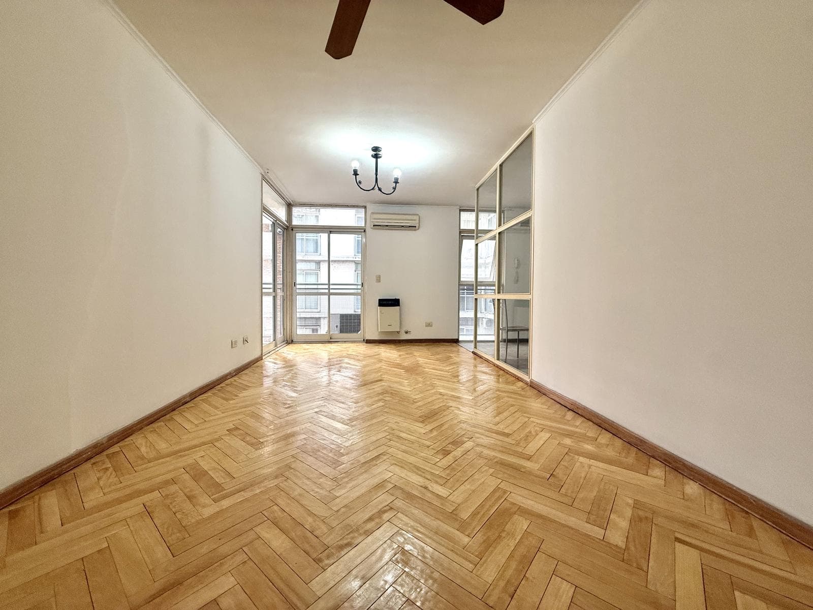 2-Bedroom Apartment in Zona Rio