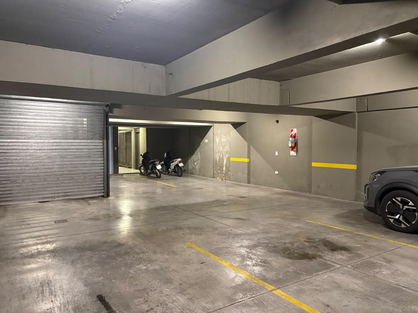 Departamento de 1 dormitorio CON COCHERA en ALQUILER Rosario centro