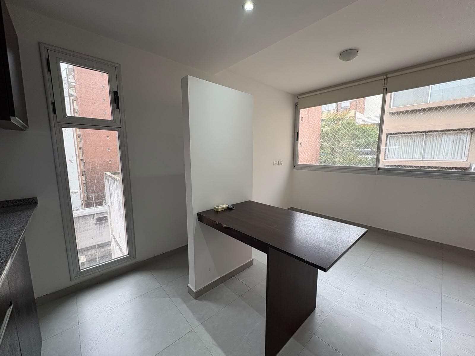 Departamento de 1 dormitorio CON COCHERA en ALQUILER Rosario centro