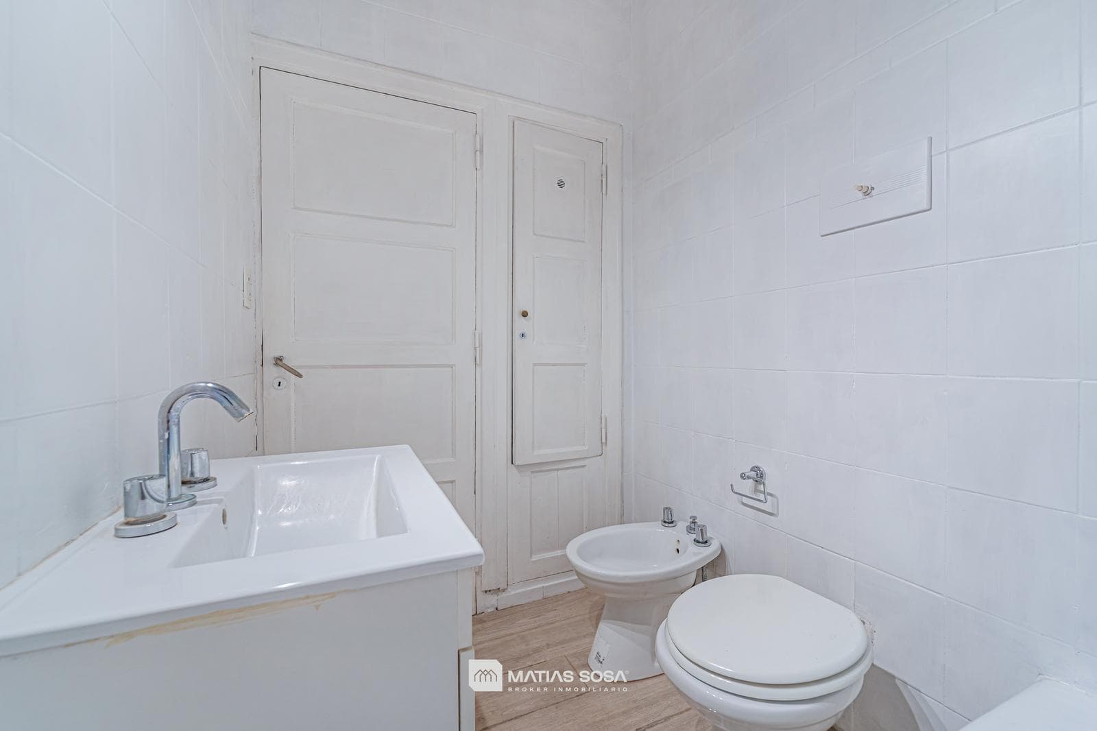 For Sale - 3-room apartment - Renovated