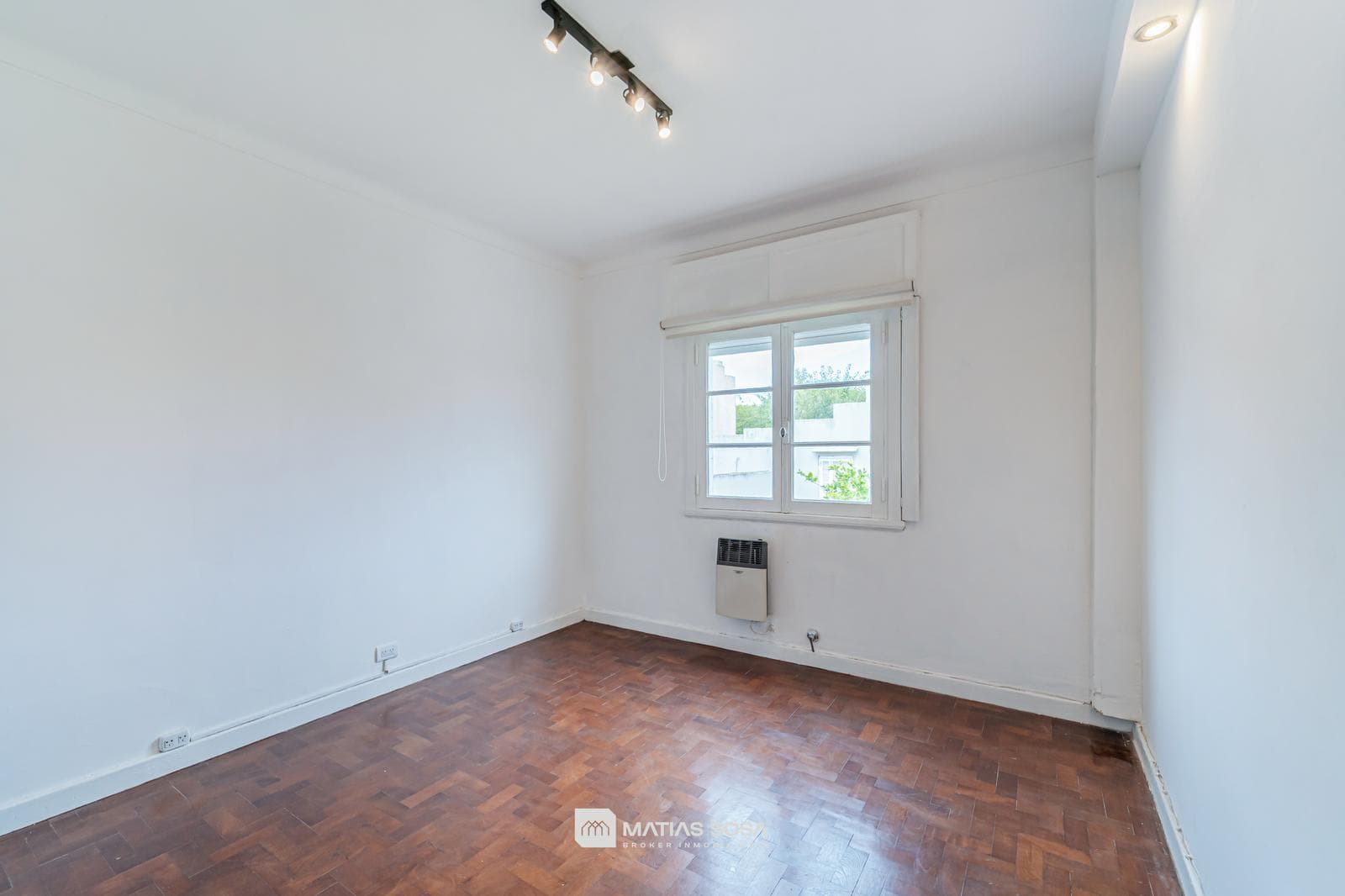 For Sale - 3-room apartment - Renovated