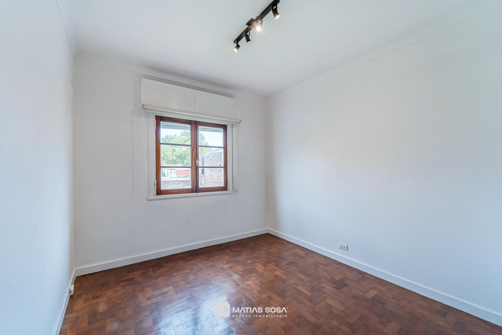 For Sale - 3-room apartment - Renovated