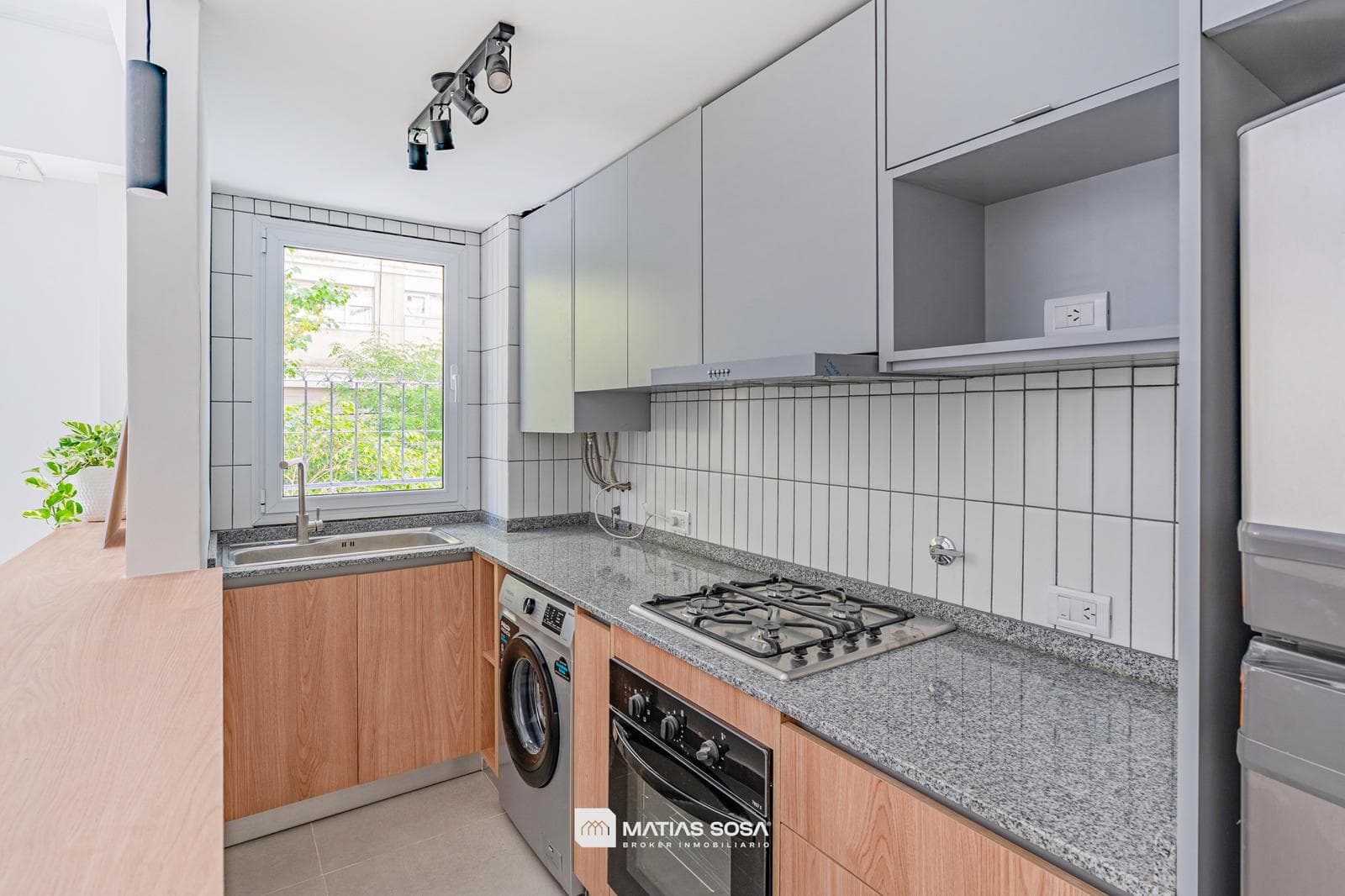 For Sale - 3-room apartment - Renovated - Furnished