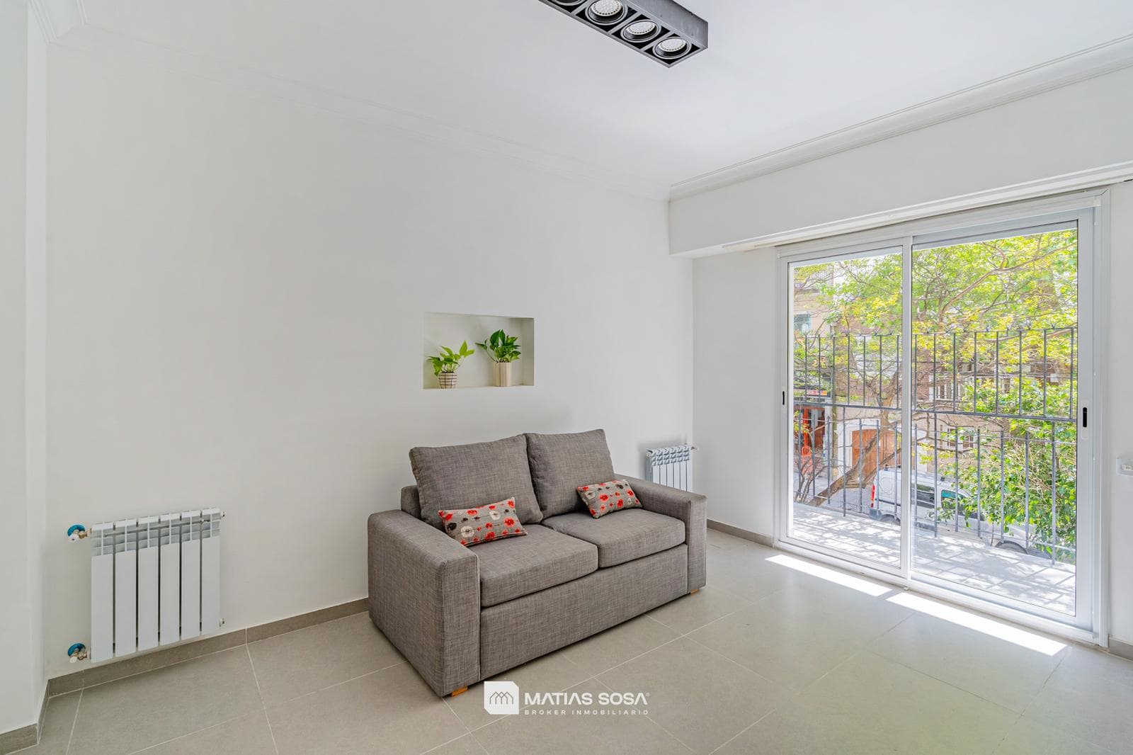 For Sale - 3-room apartment - Renovated - Furnished