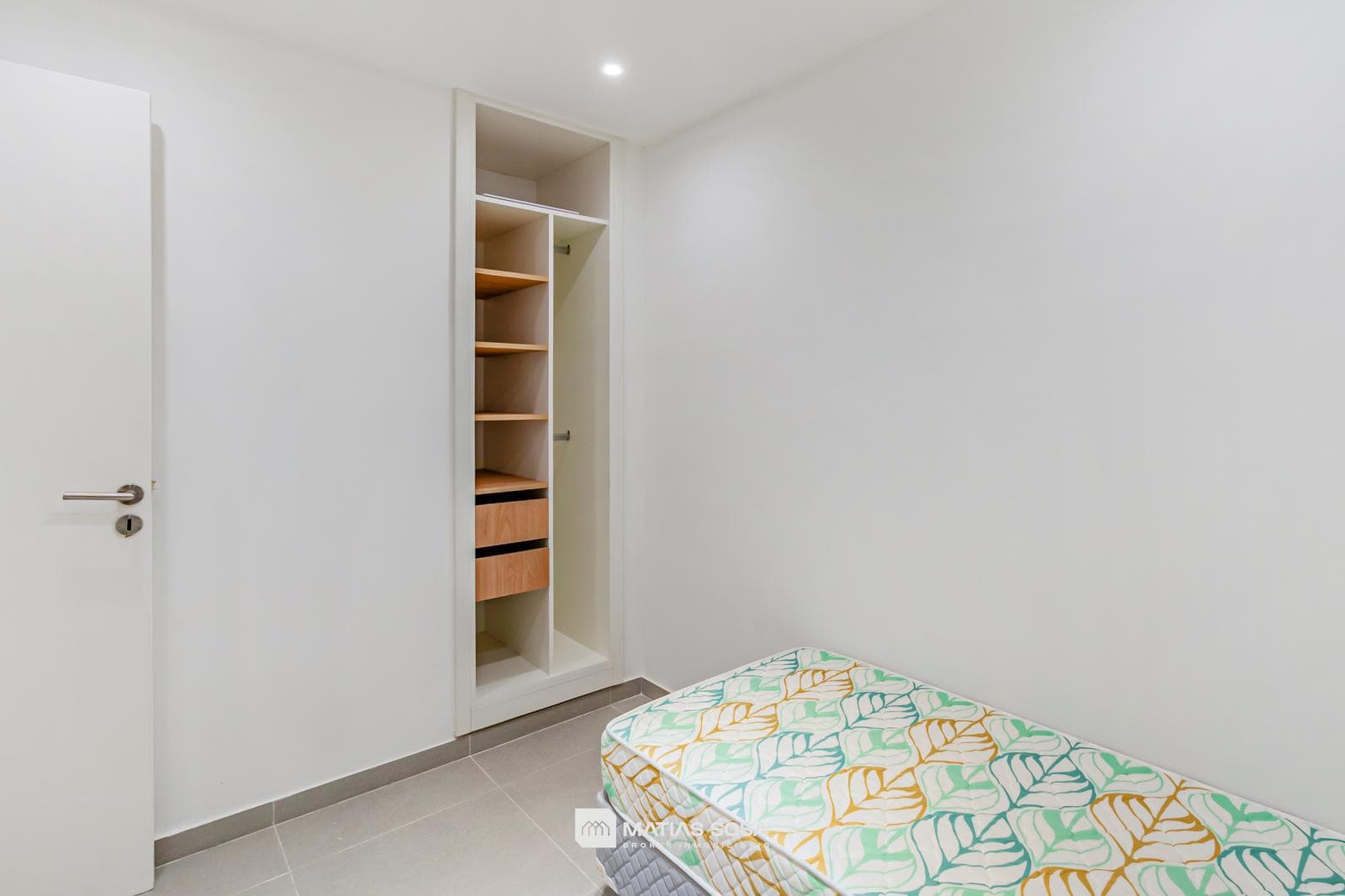 For Sale - 3-room apartment - Renovated - Furnished