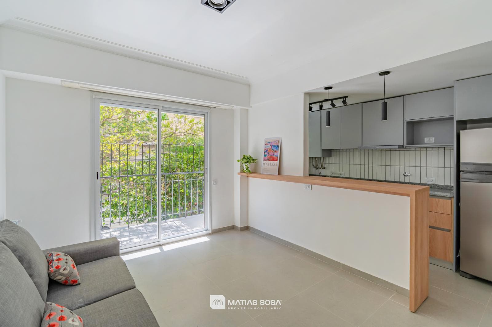 For Sale - 3-room apartment - Renovated - Furnished