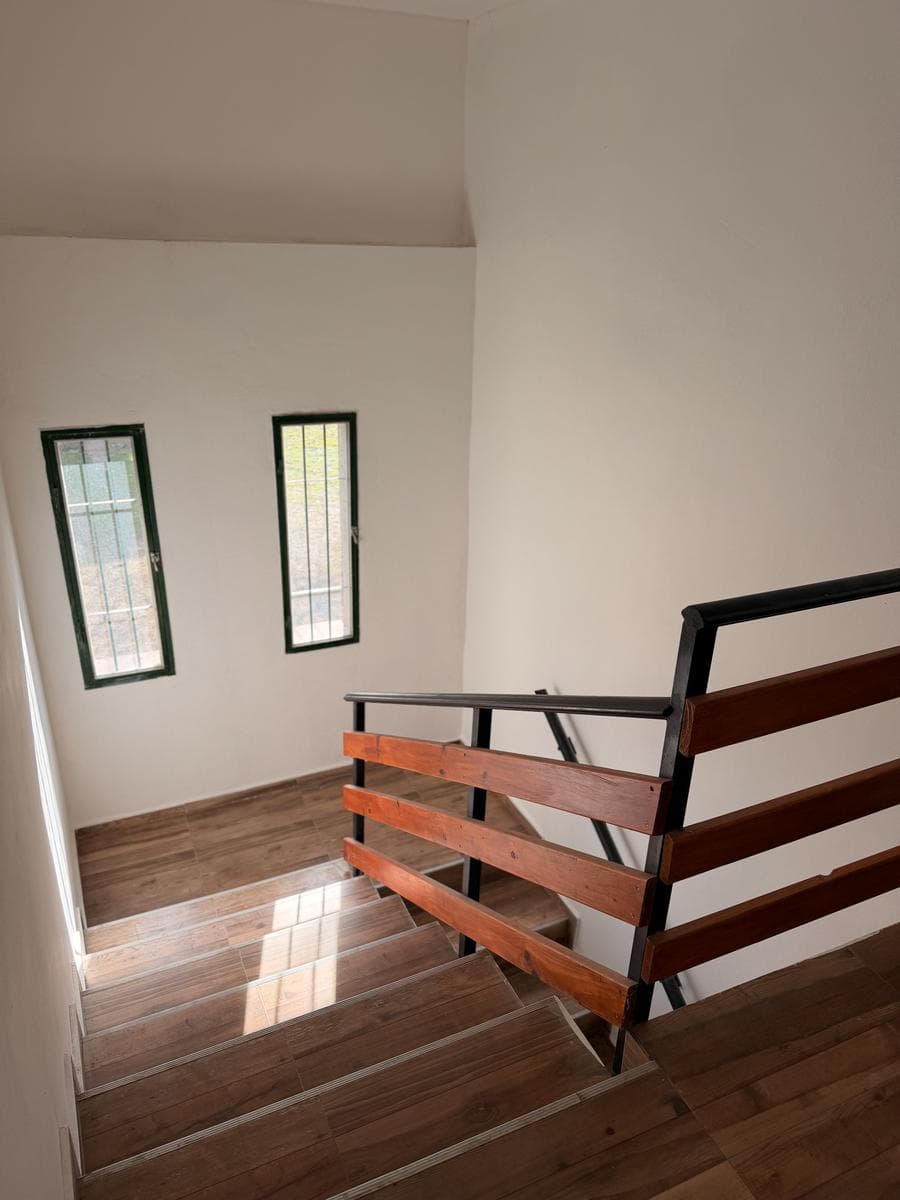 Apartment with a patio just a few meters from Route 5 and the Anisacate River