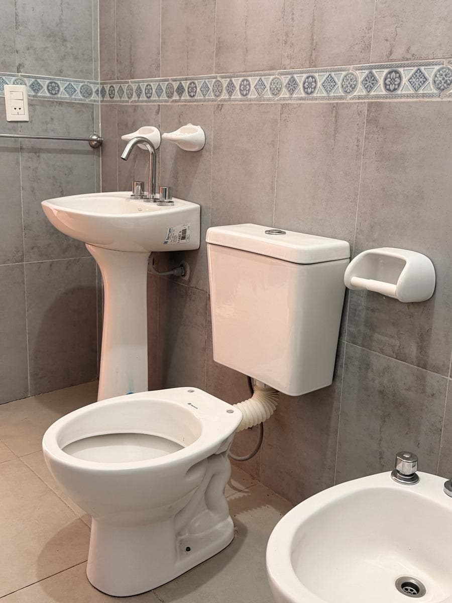 Apartment with a patio just a few meters from Route 5 and the Anisacate River