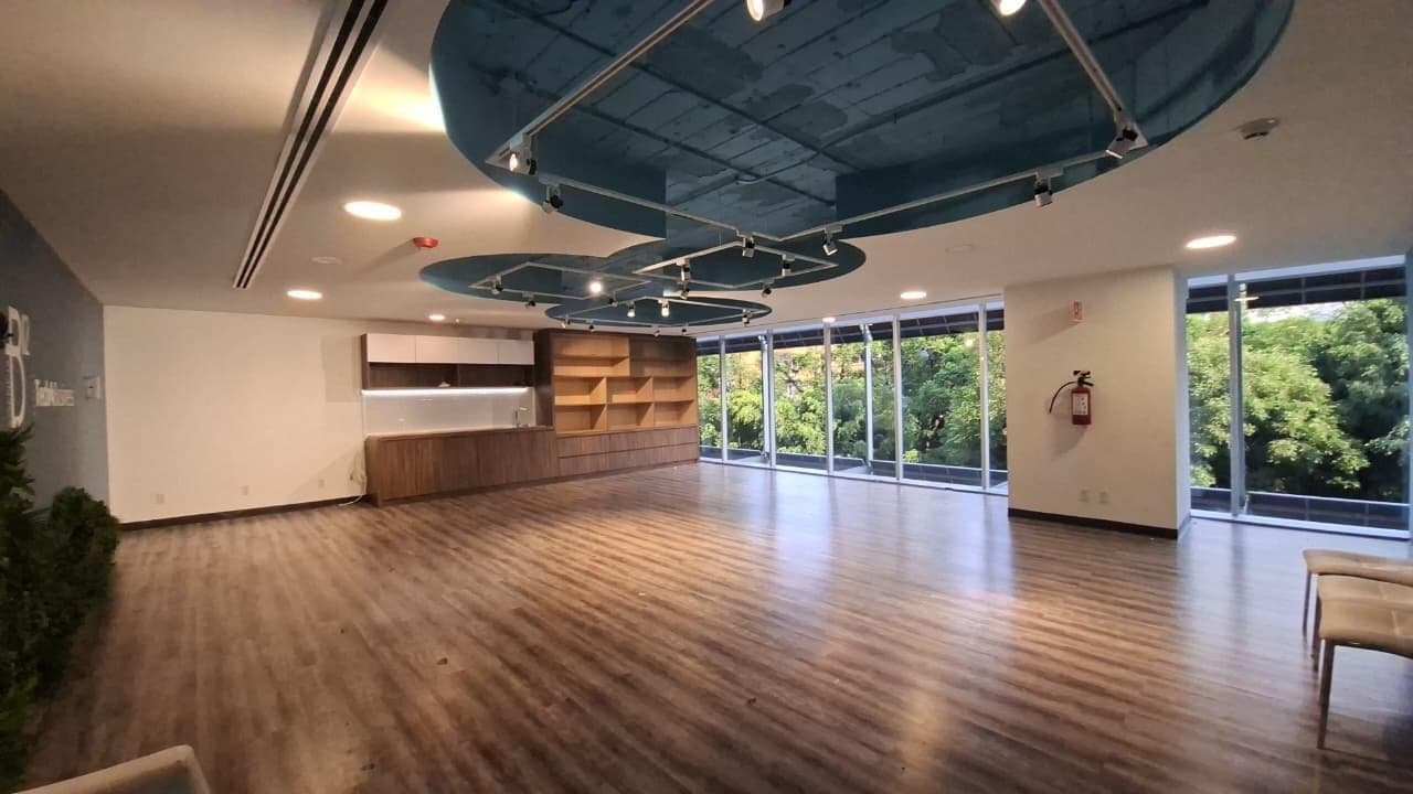 Office for Rent in Ejercito