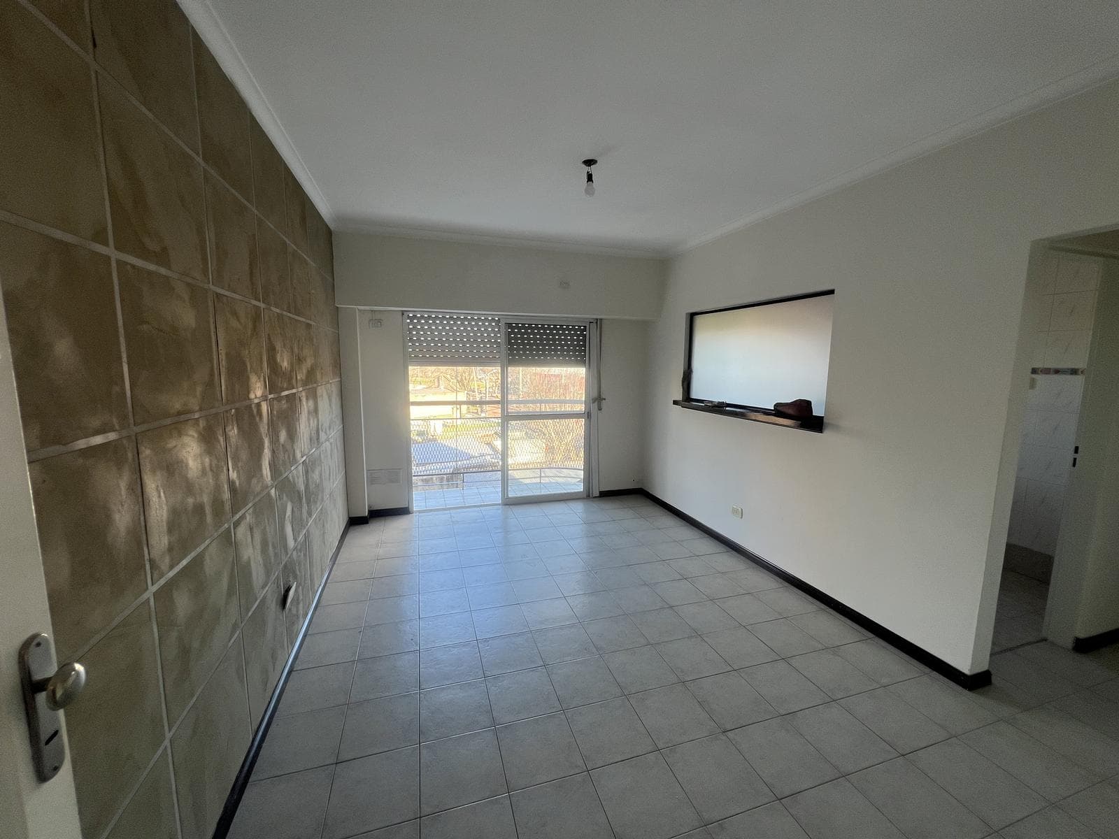 Departamento de 3 Amb en Venta en Berazategui Centro a metros de la Estacion Apto Credito Privado !