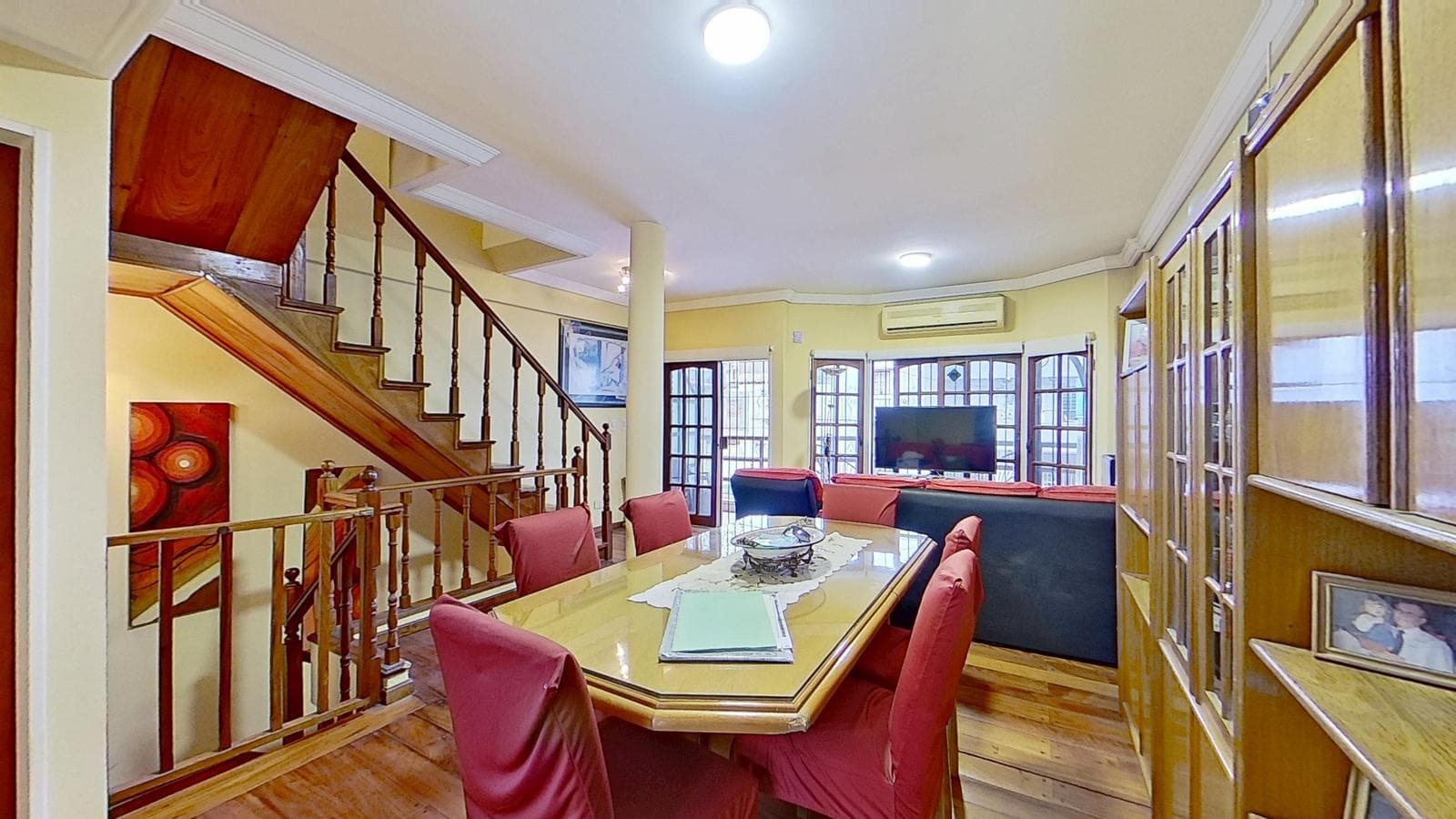 4-Bedroom Apartment for Sale in Nueva Pompeya—3-Car Garage, BBQ, Full Sun!!