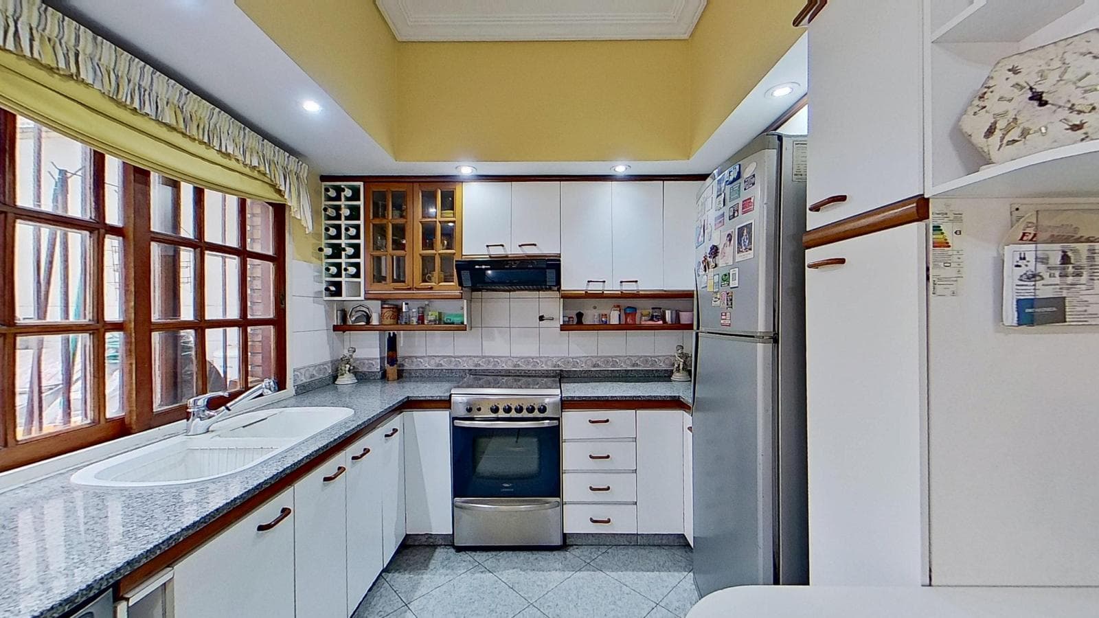 4-Bedroom Apartment for Sale in Nueva Pompeya—3-Car Garage, BBQ, Full Sun!!