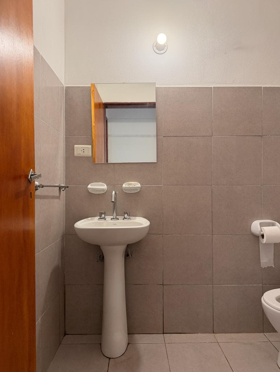 Apartment with a large patio just a few meters from Route 5 and the Anisacate River