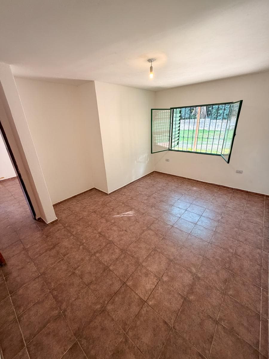 Apartment with a large patio just a few meters from Route 5 and the Anisacate River