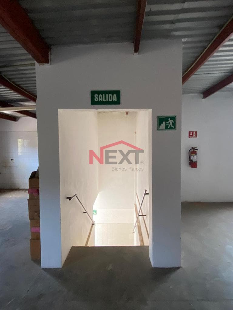 INDUSTRIAL WAREHOUSE FOR SALE