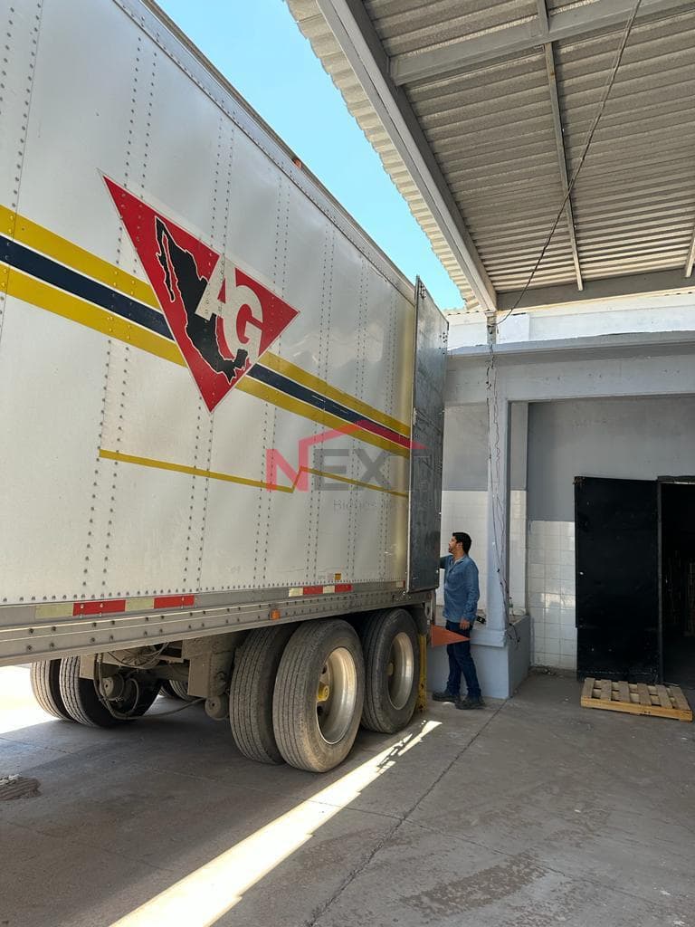 INDUSTRIAL WAREHOUSE FOR SALE