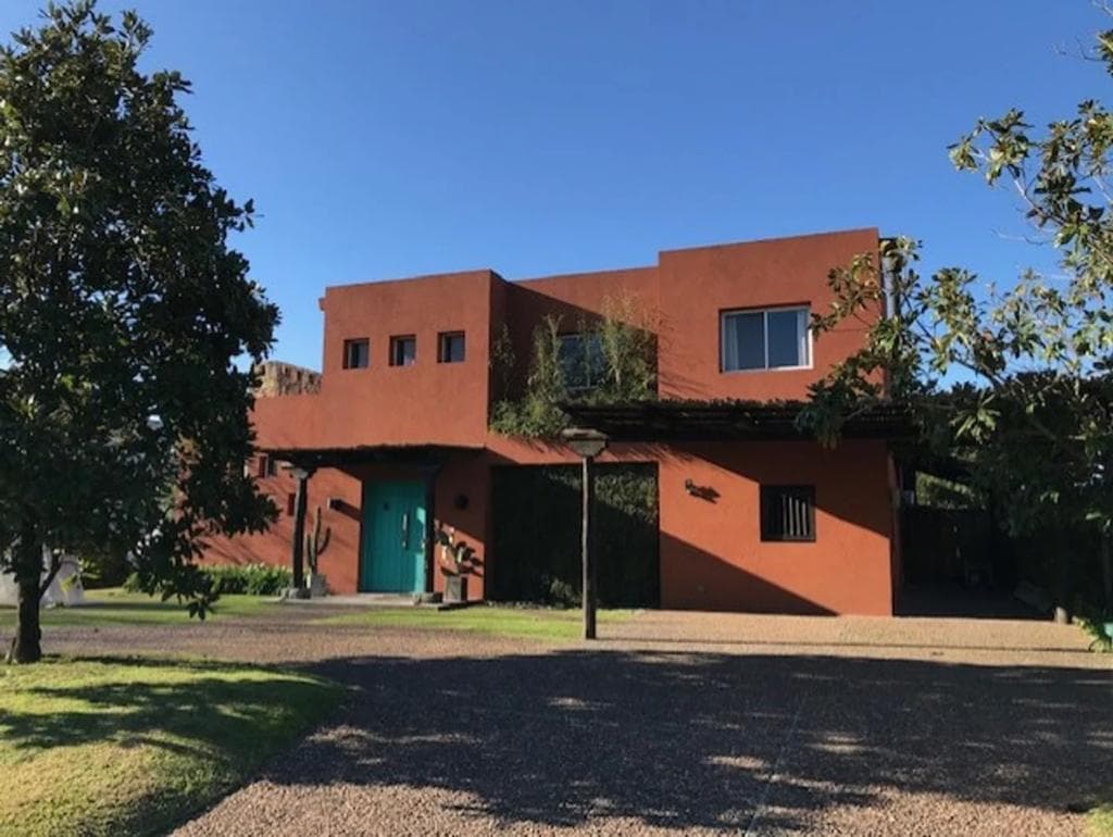 5-bedroom house for sale with a pool in Villa Olivos, Escobar