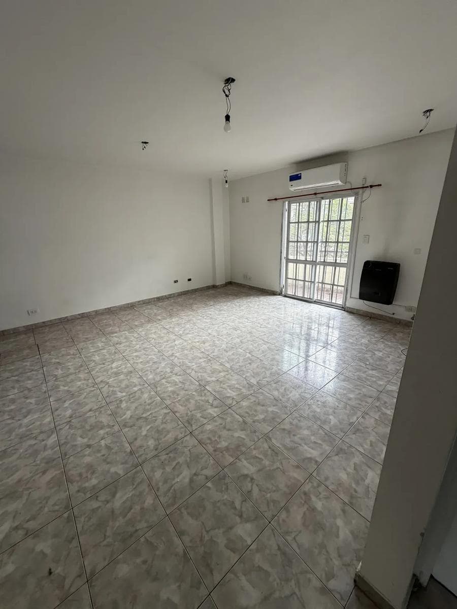 3-room apartment with a balcony for RENT - Wilde