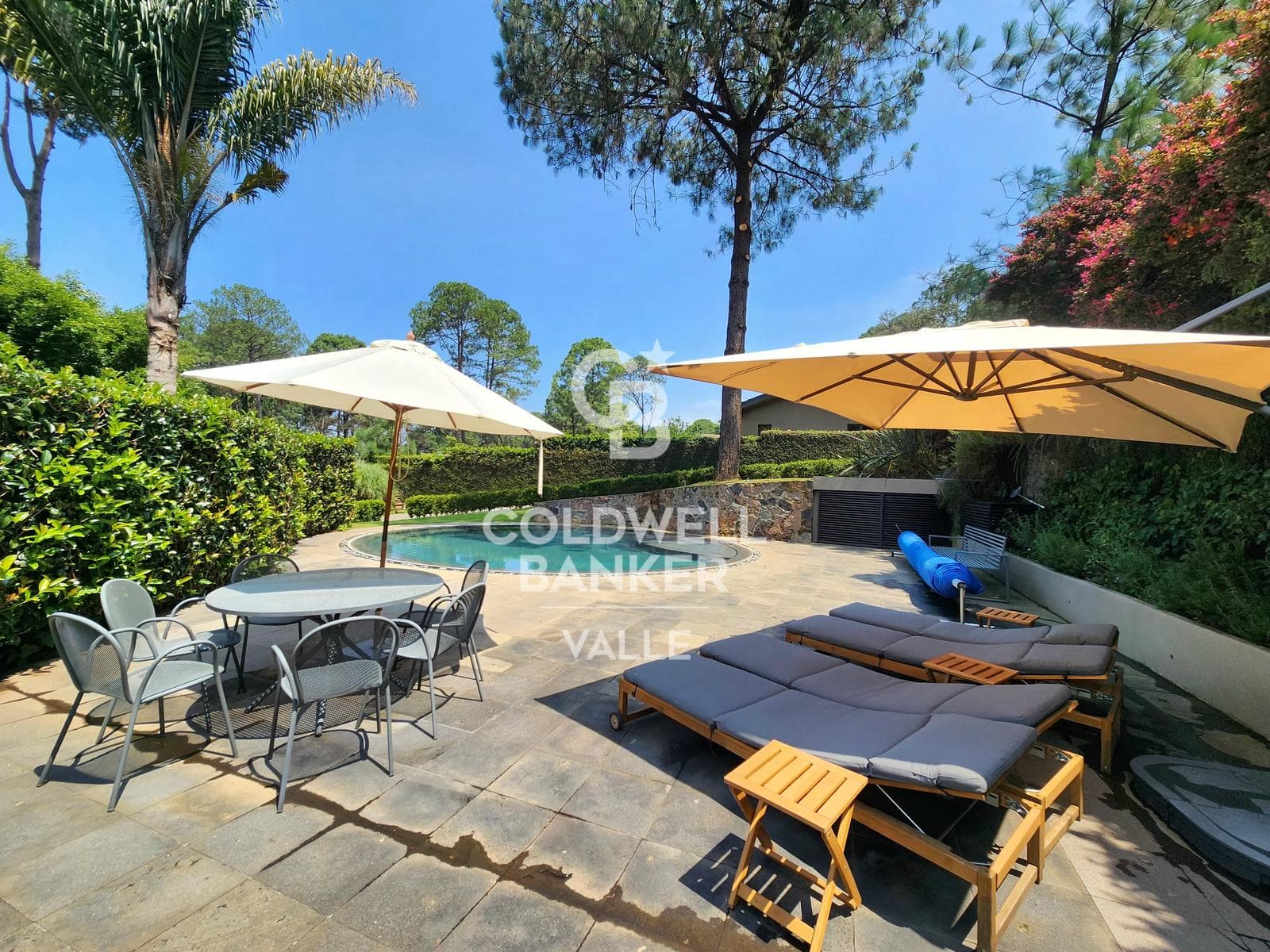 HOUSE FOR RENT IN AVÁNDARO