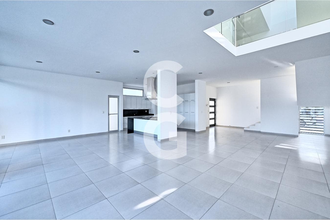House for Sale and Rent in Cancún in the Cumbres Residential Complex with a Pool and Garden