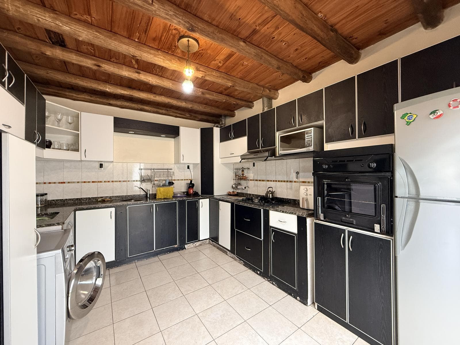 House in Luzuriaga